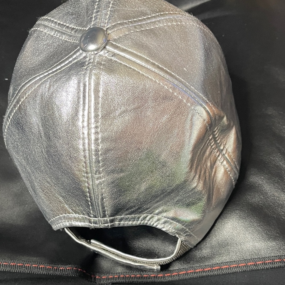New: Silver Baseball Cap OSFA - Picture 2 of 6